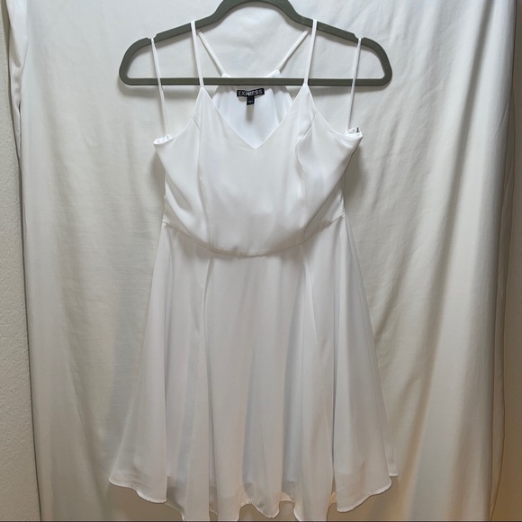 White flowy dress - Picture 4 of 4